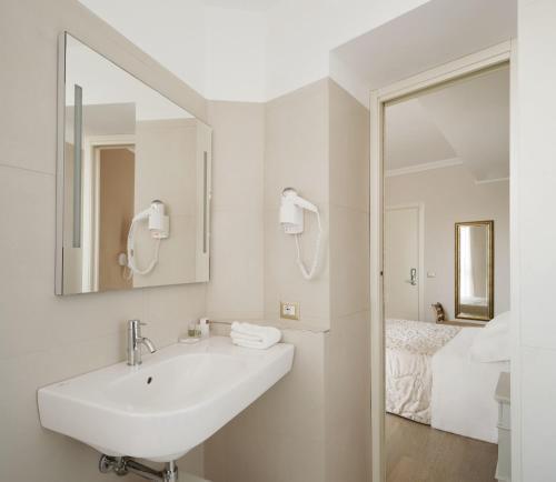 Hotel Aurora Pavie Extérieur photo